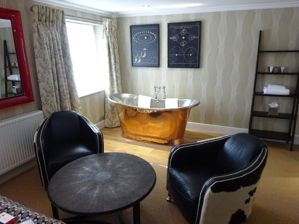 Angel Hotel Bury St. Edmunds ภายนอก รูปภาพ