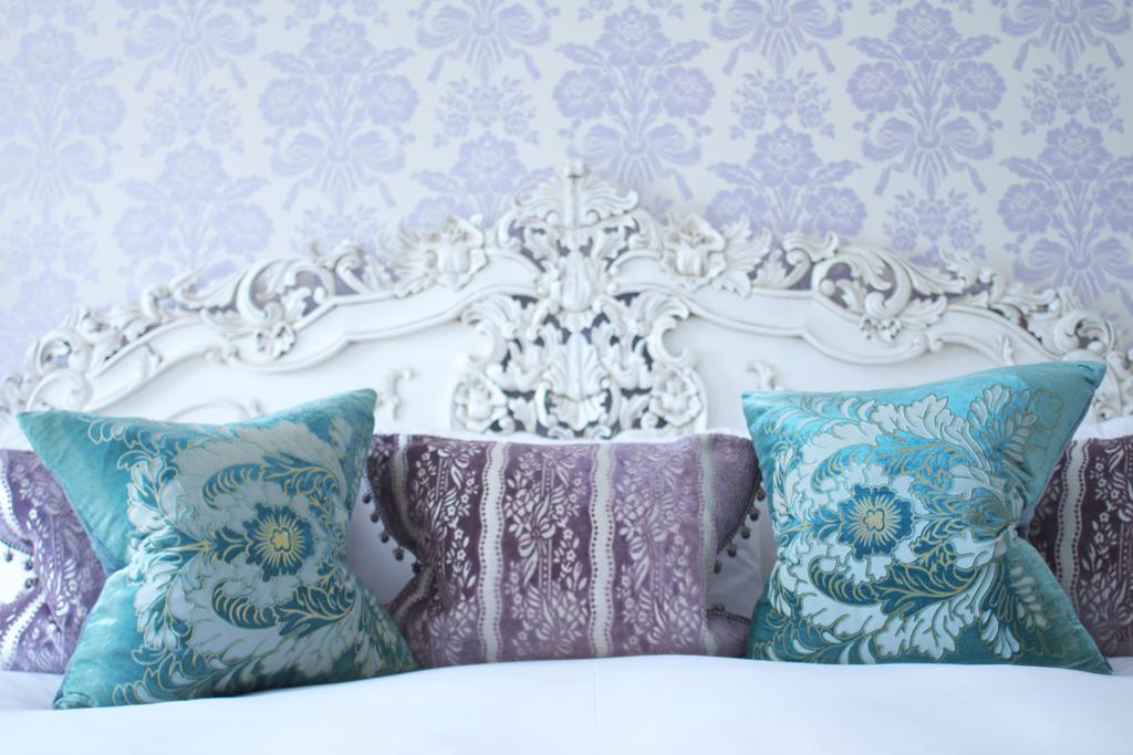 Angel Hotel Bury St. Edmunds ภายนอก รูปภาพ