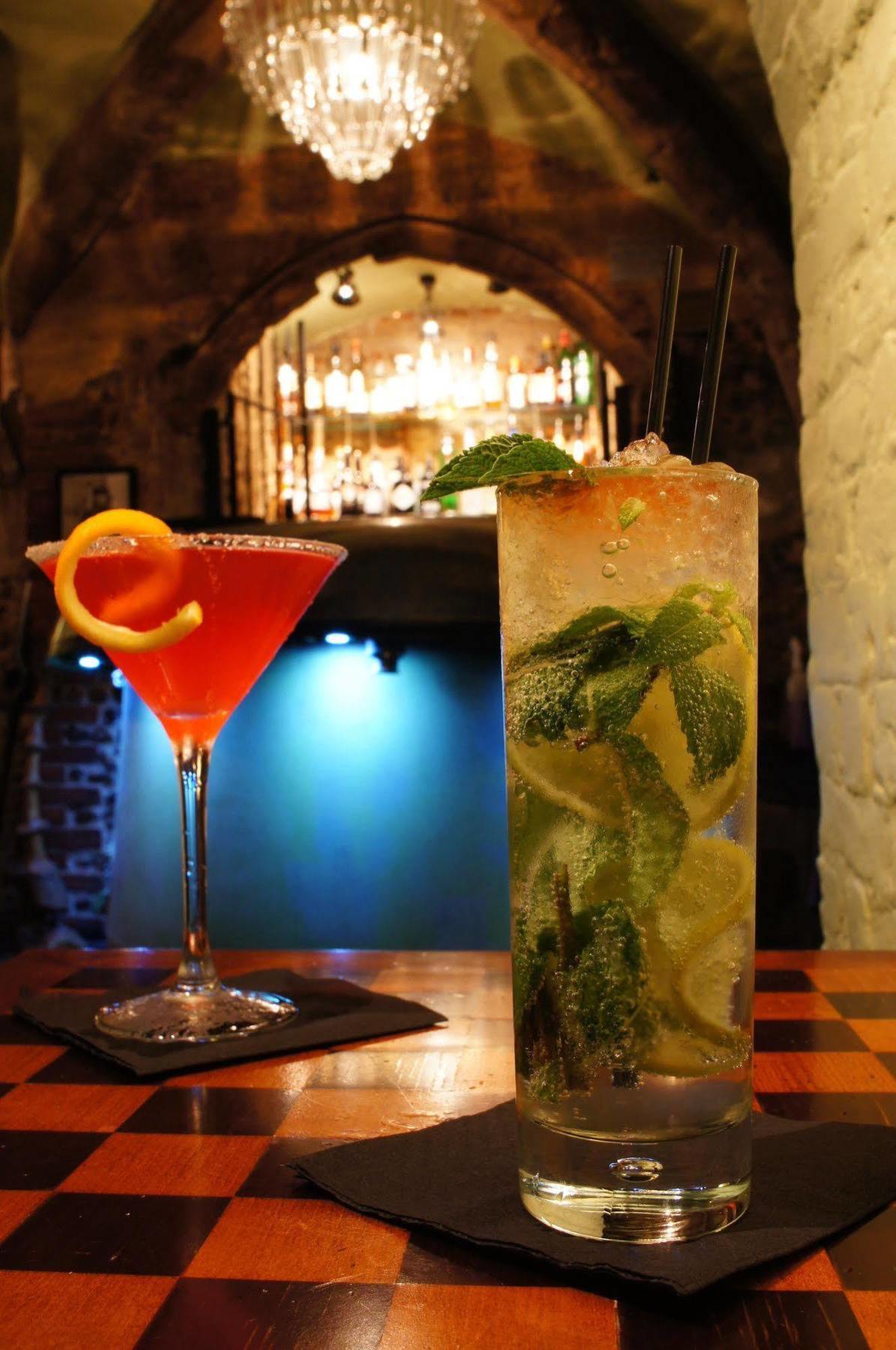 Angel Hotel Bury St. Edmunds ภายนอก รูปภาพ
