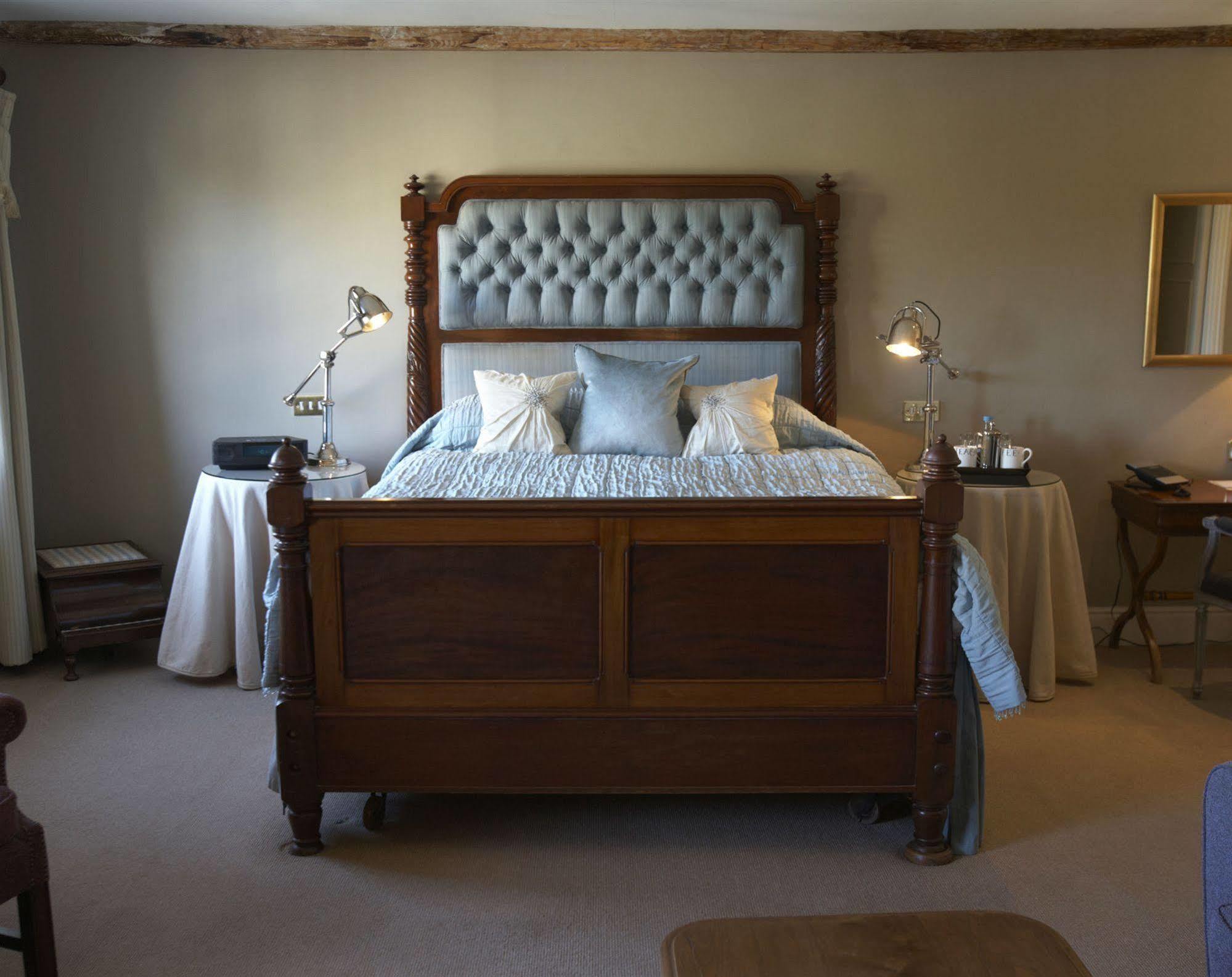 Angel Hotel Bury St. Edmunds ภายนอก รูปภาพ